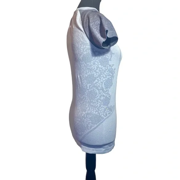 Swifty Tech Shirt In Light/Dark Gray - Picture 2 of 11